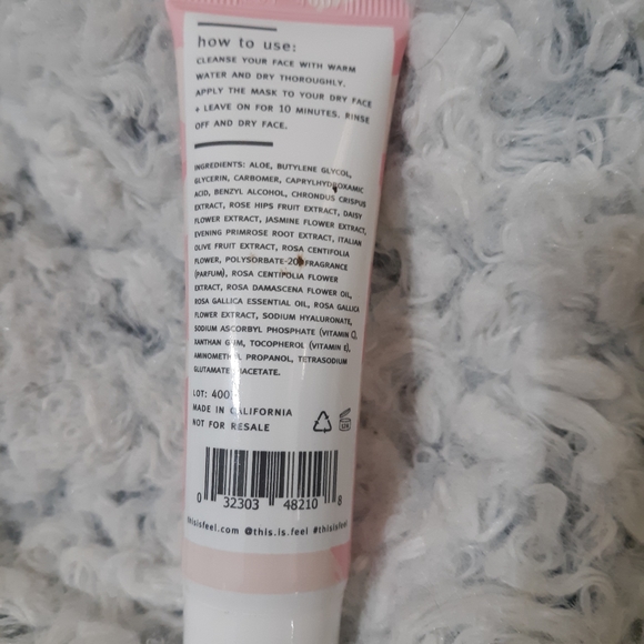 NWOB Harmony rose petal mask - Picture 2 of 4